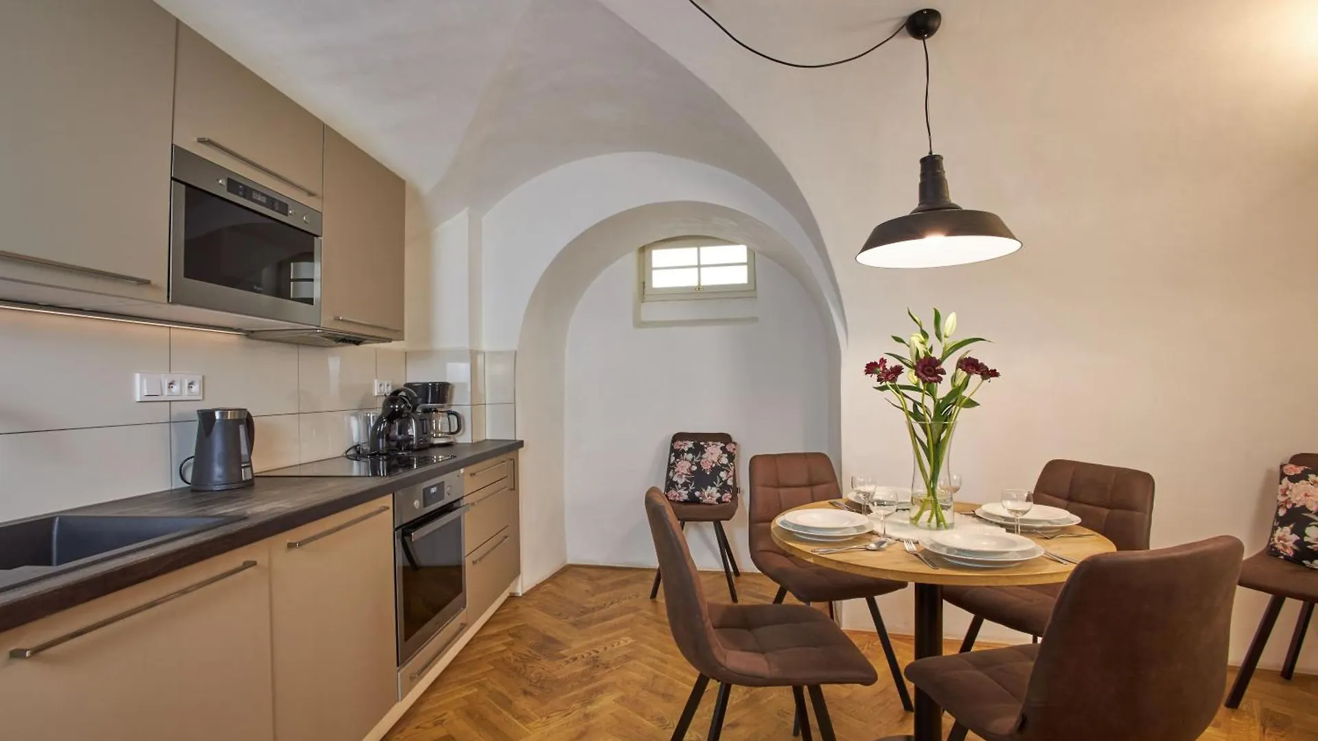 Lazenska N4 Residence Prague Aparthotel