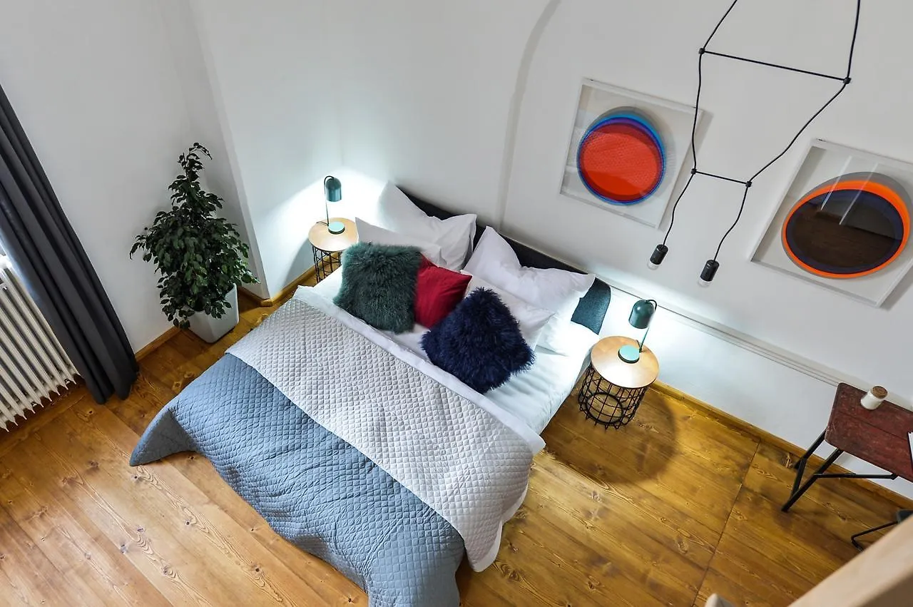 Lazenska N4 Residence Prague 4*,